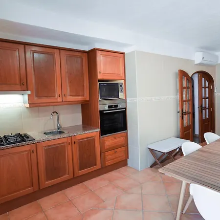 Casa Velha * Портиман